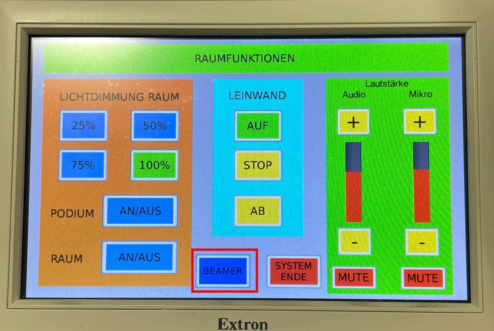 Raumsteuerungs-Menü mit rot umrandeter "Beamer"-Schaltfläche im unteren mittleren Bereich