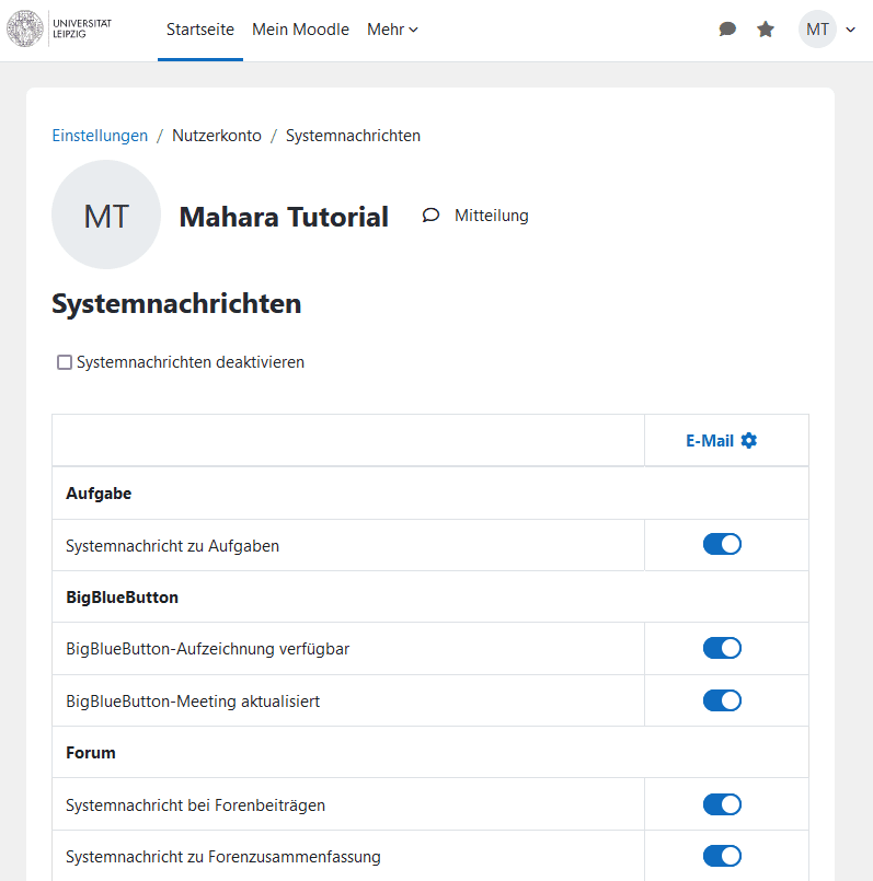 Screenshot der Seite "Systemnachrichten". Tabellarisch sind die Arten von Systemnachrichten aufgelistet. Im rechten Bereich der jeweiligen Zeilen ein Button zum aktivieren und deaktivieren. Über der Tabelle eine Checkbox "Systemnachrichten deaktivieren".