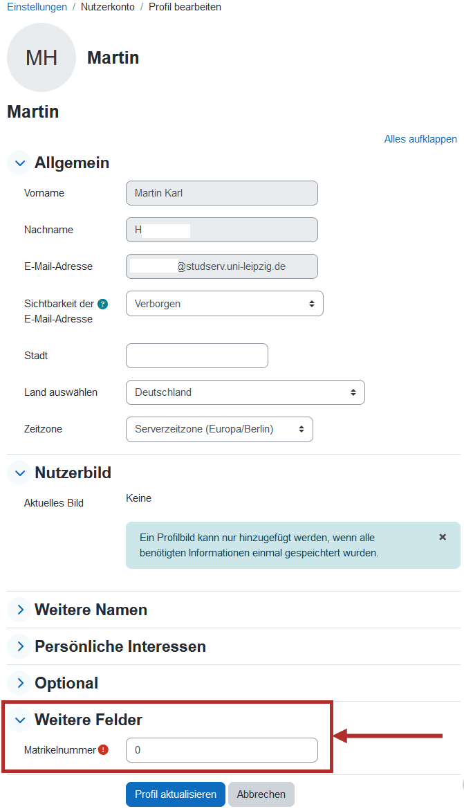 Screenshot der Registrierungsmaske im Prüfungsmoodle. Die Felder "Vorname", "Nachname", "E-Mail-Adresse" werden automatisch ausgefüllt. Alle weiteren Felder in den Bereichen "Allgemein", "Nutzerbild", "Weitere Namen", "Persönliche Interessen" und "Optional" sind optional. Im Bereich "Weitere Felder" ist ein Textfeld "Matrikelnummer" mit "0" befüllt. Am Ende die Buttons "Profil aktualisieren" und "Abbrechen".