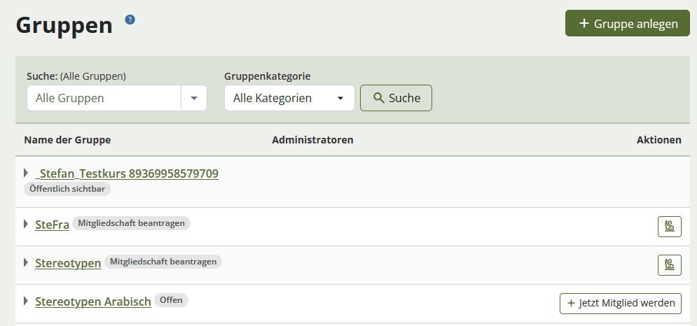 Screenshot des gleichen Bereiches wie zuvor. Im Feld Suche ist nun "Test" eingegeben. Es wurde "Alle Gruppen" eingestellt. Darunter folgen in der Liste zwei Gruppen "Testgruppe_neu" und "Testgruppe RA", dazu jeweils die Gruppenbeschreibung. Die Gruppen können durch Klick auf den Namen geöffnet werden. Bei der vierten Gruppe erscheint zusätzlich der Button "Jetzt Mitglied werden", d.h. die Gruppen ist offen.